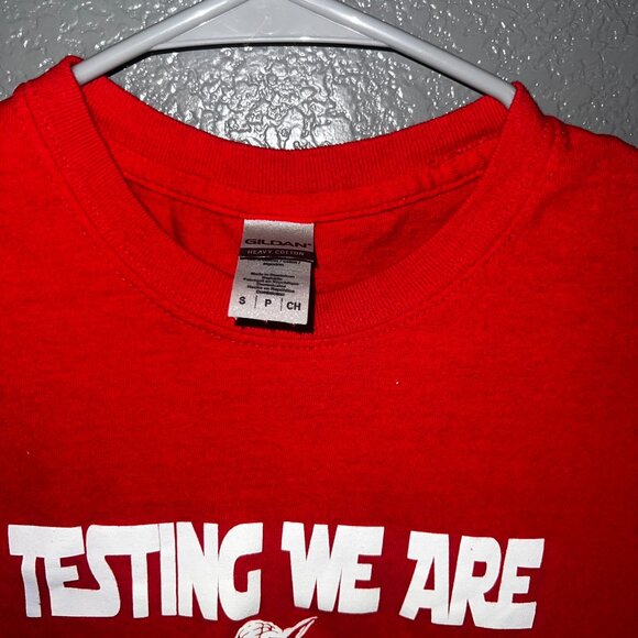 Gildan Star Wars Yoda “Testing We Are, Passing We Will” Red Graphic Tee Size Sma - Picture 2 of 4